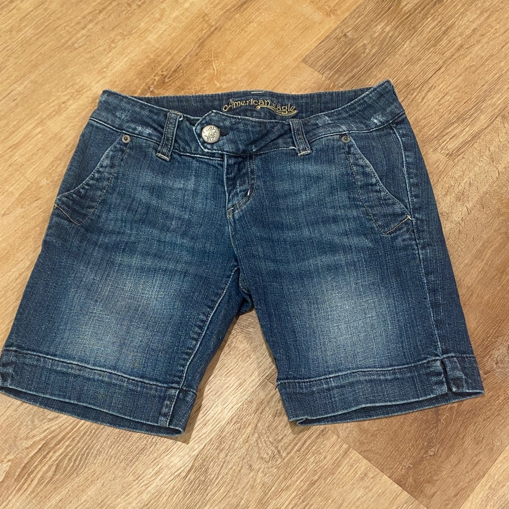 American eagle denim shorts size 2